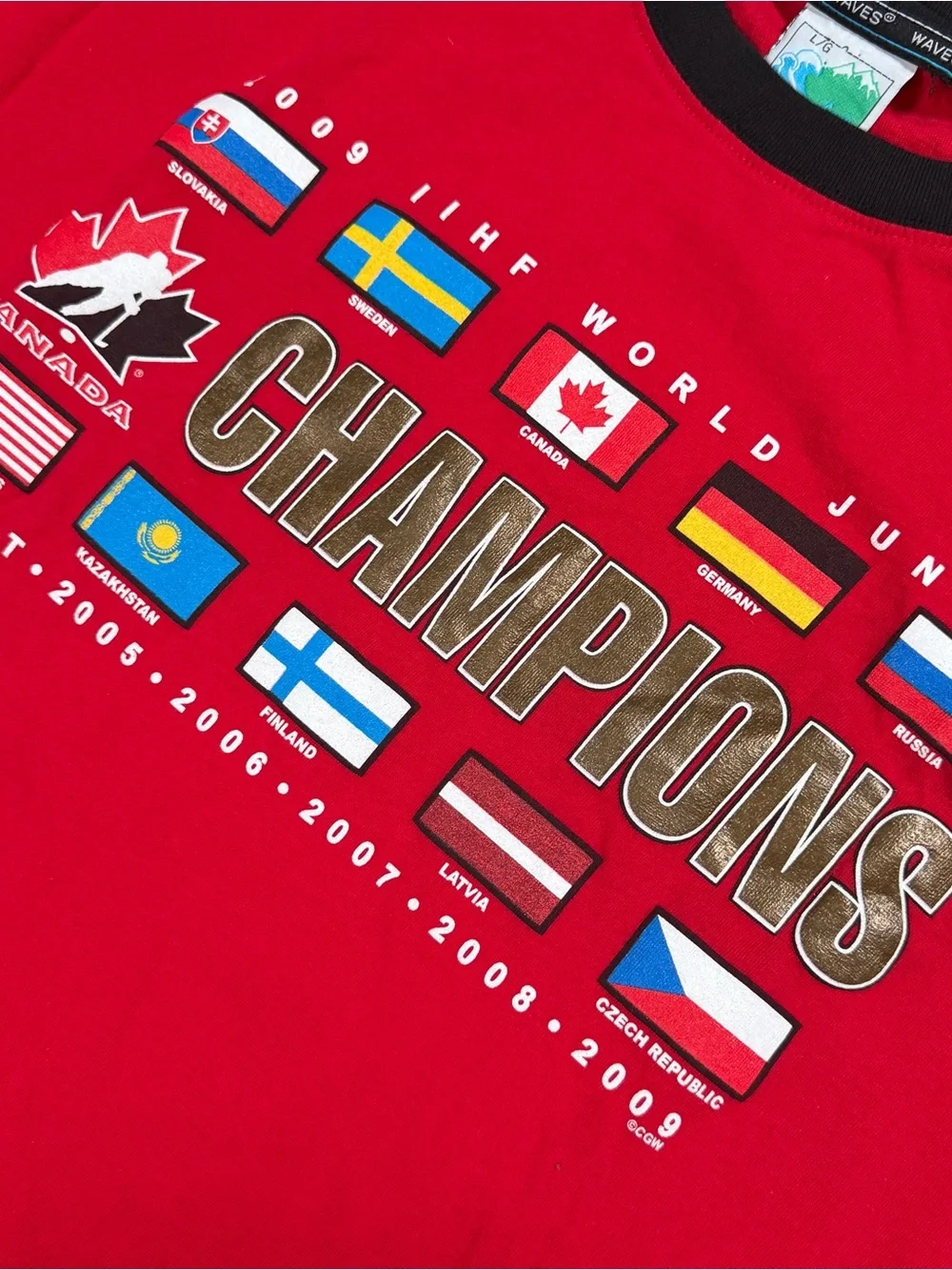Vintage 2009 IIHF World Junior Champions Canada Hockey T-Shirt Large - Picture 4 of 6